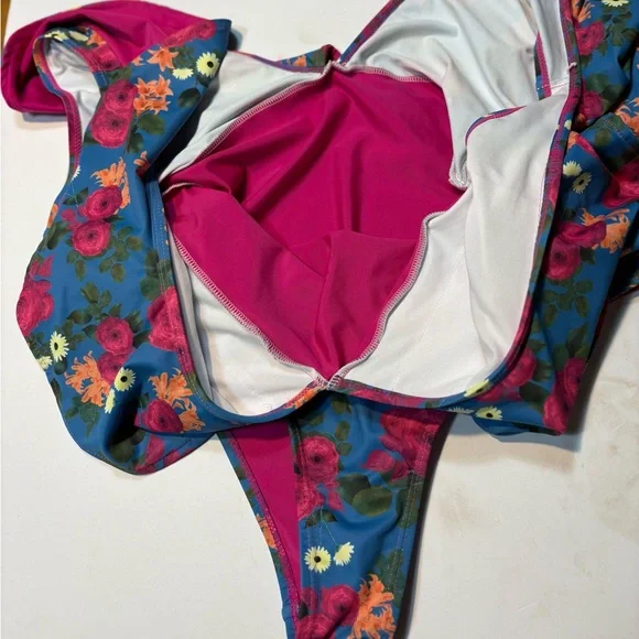one-piece floral print swimsuit in multicolor deep V-neck ruffle trim med - Picture 9 of 12